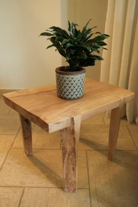 Apartment With Garden In Thessaloniki. ภายนอก รูปภาพ