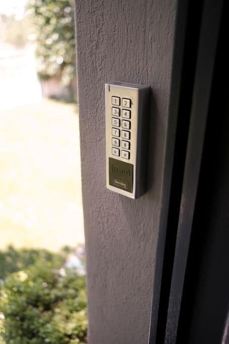 Apartment With Garden In Thessaloniki. ภายนอก รูปภาพ